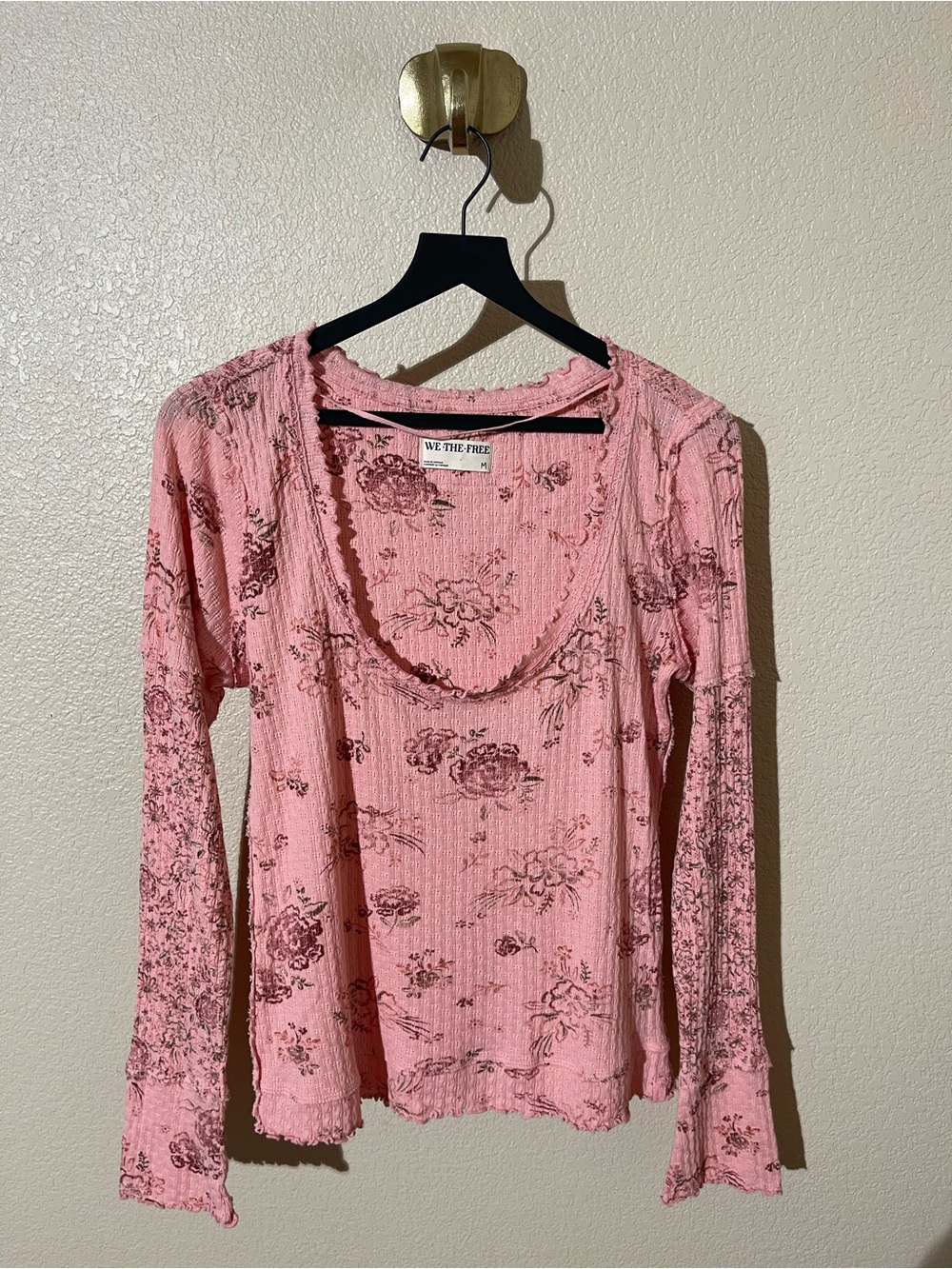 We The Free Dusty Pink Floral Scoop Neck Long Sleeve Top